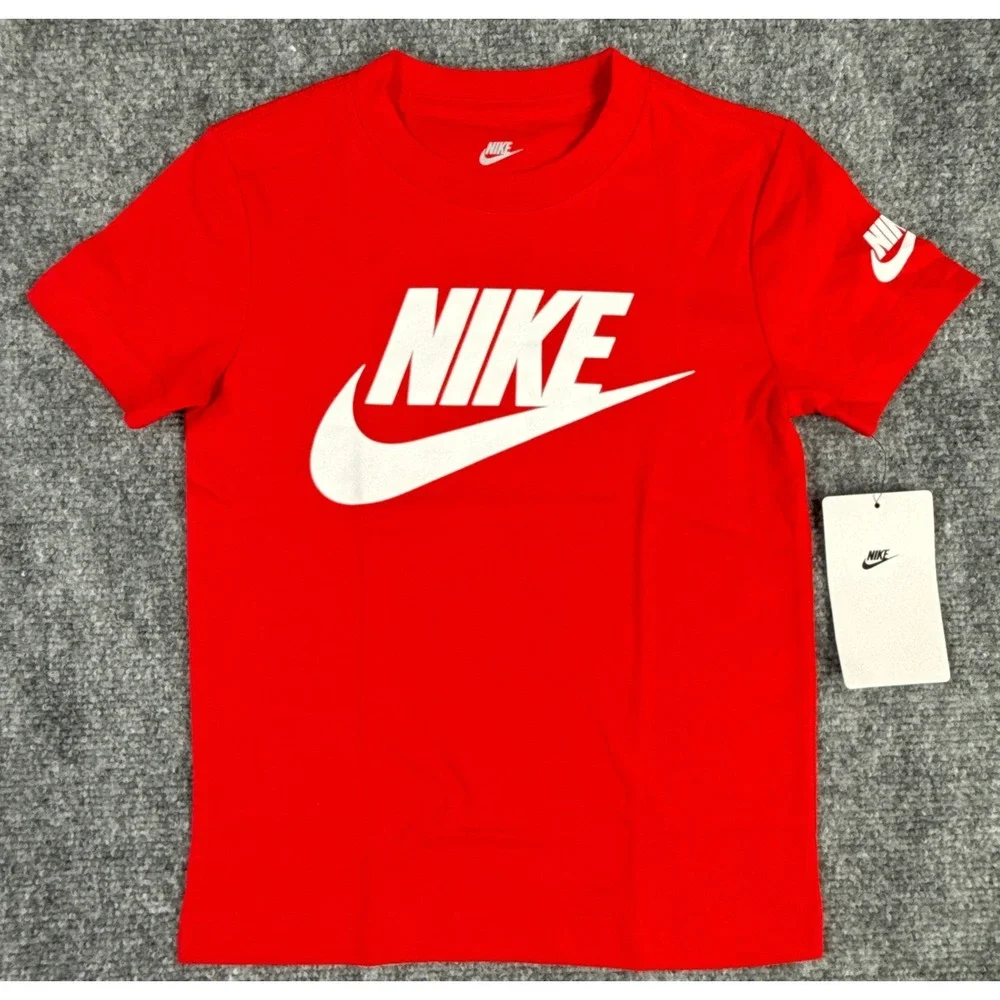 Nike kids futura